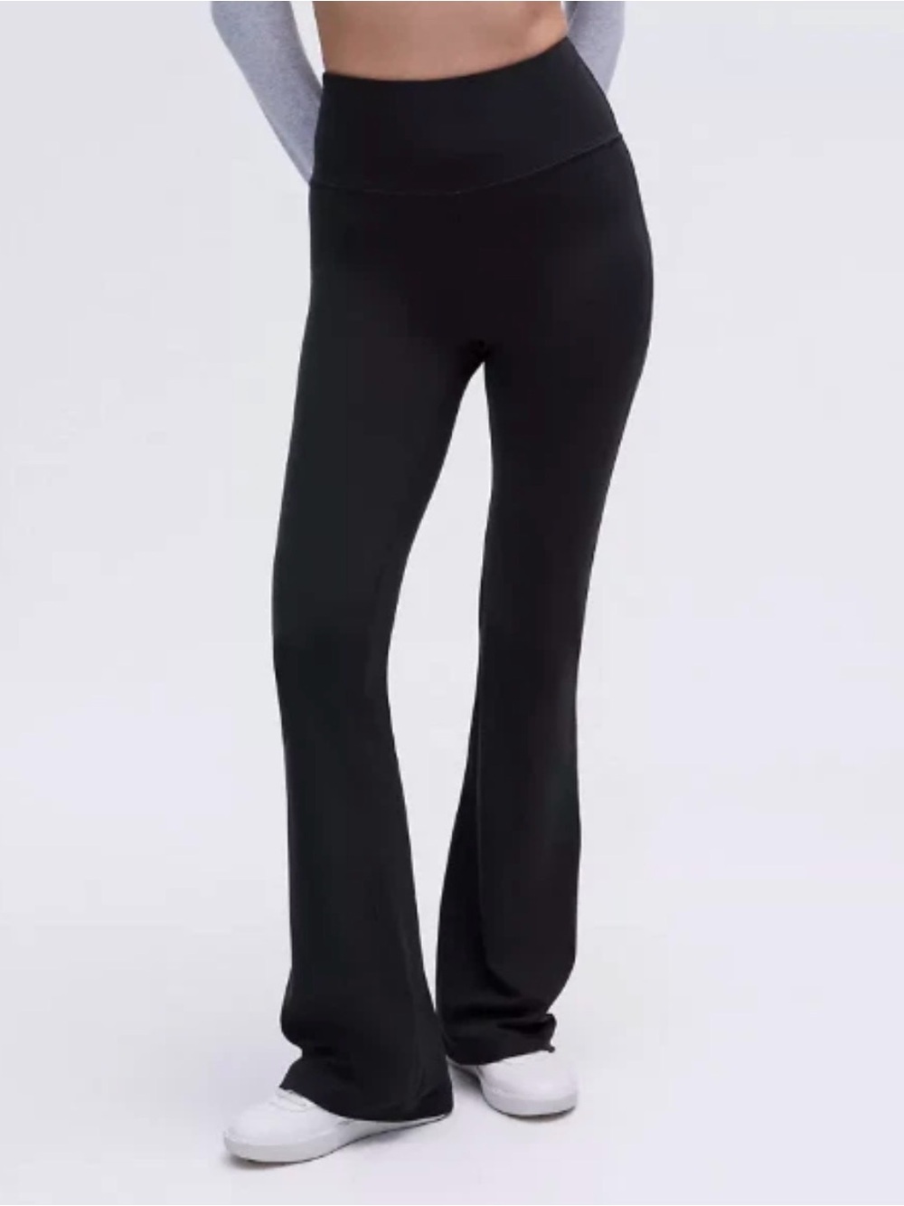 lululemon Groove Nulu Super-High-Rise Flared Pant *Short Black Size 4 Women 31"